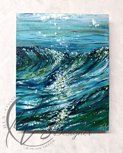 Seascape painting depicting a close up rolling wave as it rises but not et crashing, glistening light dances upon the surface of the ocean while pure green hues showcase the summer sun and stars flicker the reflections of the ocean behind. A beautiful painting inspired by the coast of Cornwall by Hannah Singleton. Fine artist and illustrator